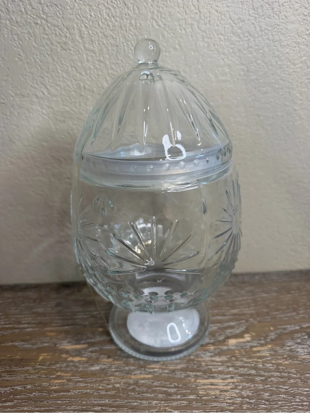 TARGET BULLSEYE PLAYGROUND CLEAR GLASS EGG JAR 1CT